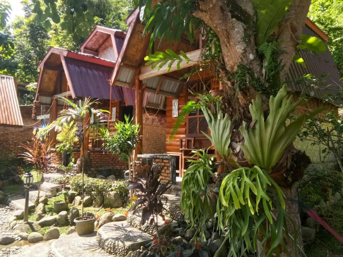 Lucky Bamboo'Bungalows-Resto And Orangutan Jungle Trekking Tours Bukit Lawang Εξωτερικό φωτογραφία