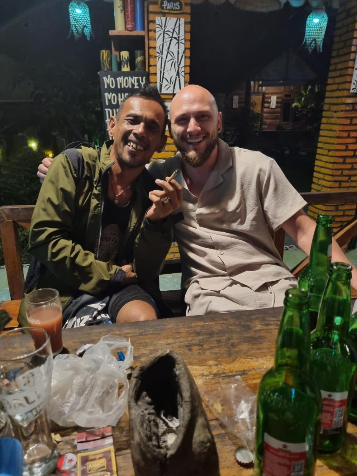 Lucky Bamboo'Bungalows-Resto And Orangutan Jungle Trekking Tours Bukit Lawang Εξωτερικό φωτογραφία